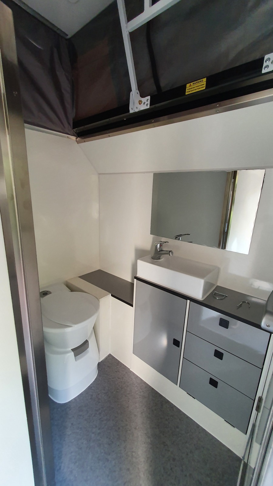 Sunset Resilience HQ Caravan 3