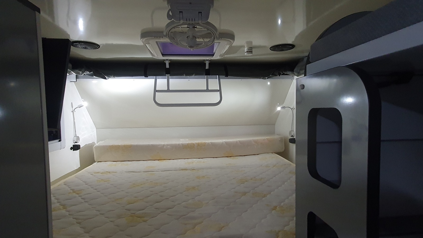 Sunset Resilience HQ Caravan 4